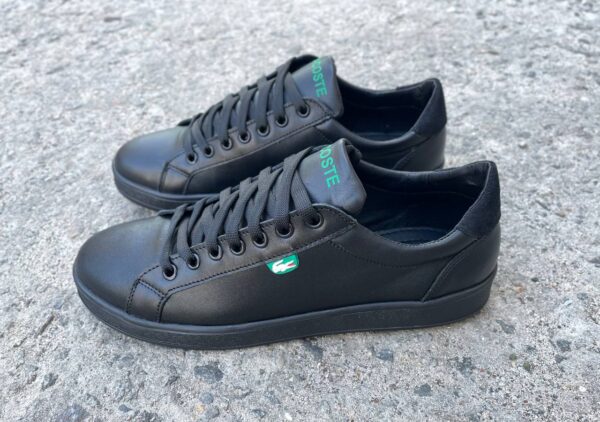 Чоловічі шкіряні кеди Lacoste Код: L6/4 чер