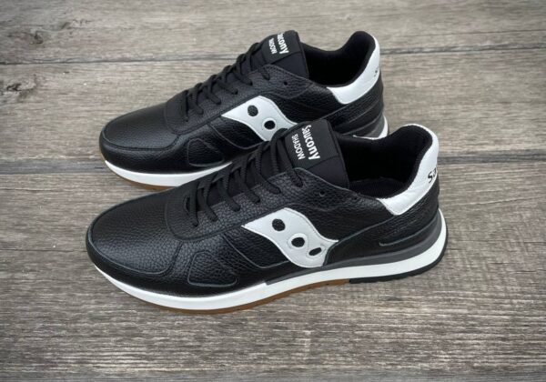 Чоловічі шкіряні кросівки Saucony Код: 01-71/12 чер/бел