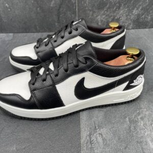 Чоловічі шкіряні кеди Nike Jordan Код: N193 чор/біл