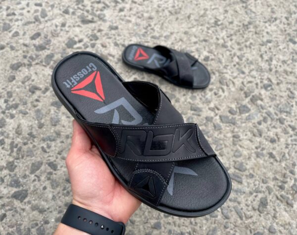 Чоловічі шкіряні шльопанці Reebok Код: R7 чорний - Зображення 5