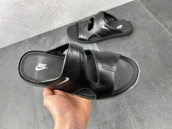 Чоловічі шкіряні шльопанці Nike Код: N35 чорний - Зображення 3