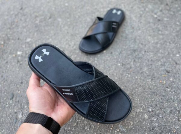 Чоловічі шкіряні шльопанці Under Armour Код: U 50 чор/сір - Зображення 4