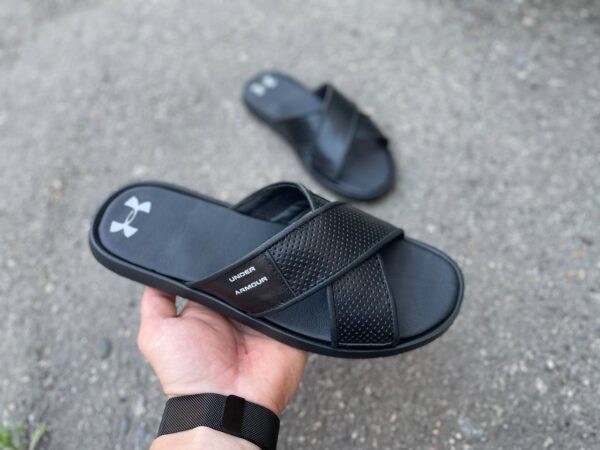 Чоловічі шкіряні шльопанці Under Armour Код: U 50 чор/сір - Зображення 6